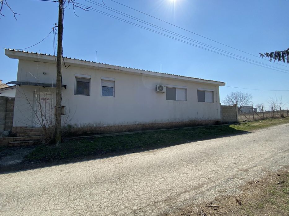 Продавам къща със цех за производство на тестени изделия