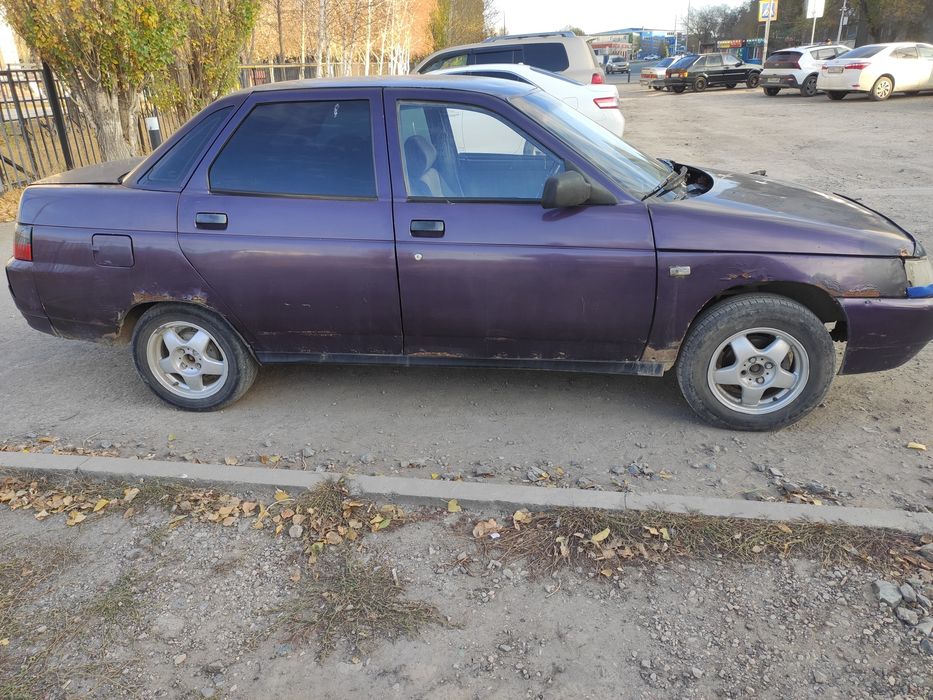 Продам машину ваз 2110