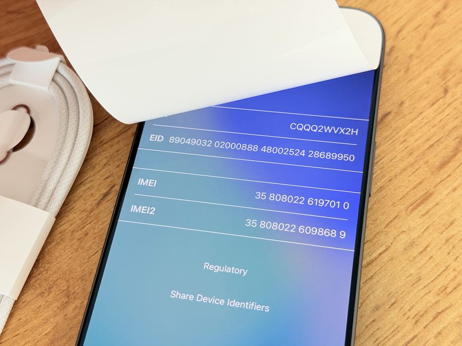 iPhone 17 чисто нов!!!