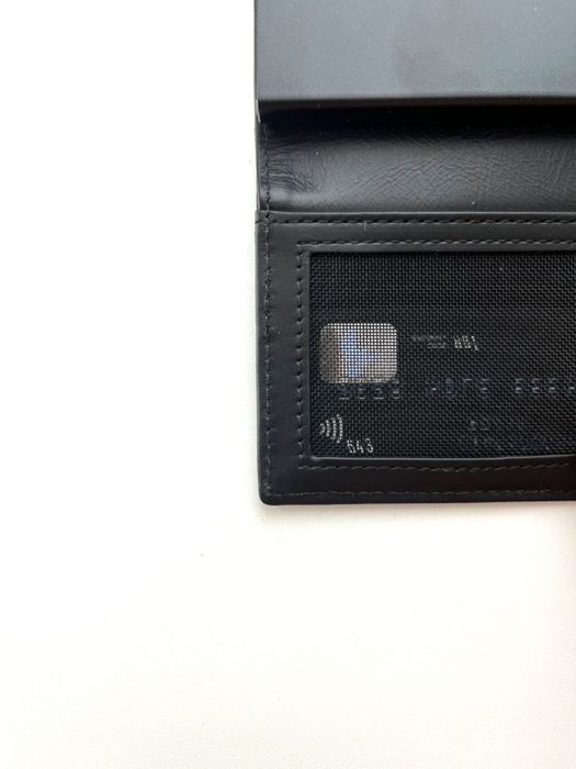 Картхолдер новый