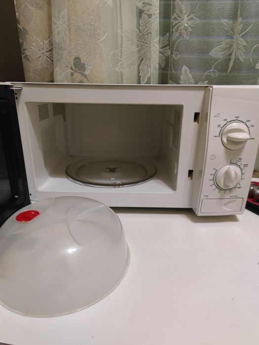 Микроволновая печь. Б/У