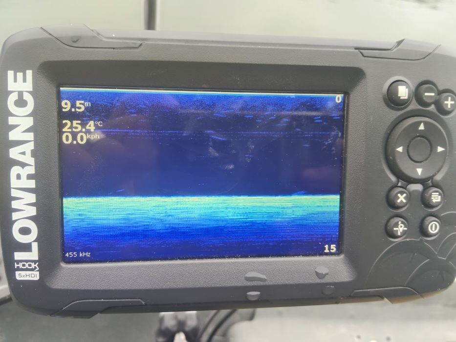 Vând sonar lowrance hook 5x hdi