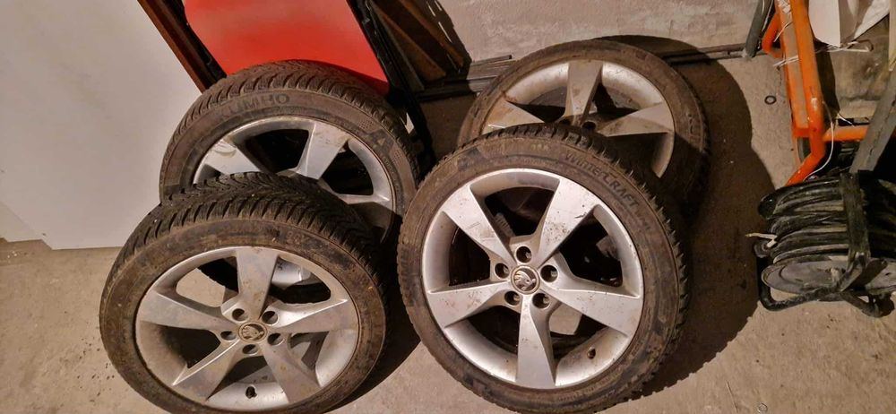 Vand 4 jante cu cauciucuri M+s