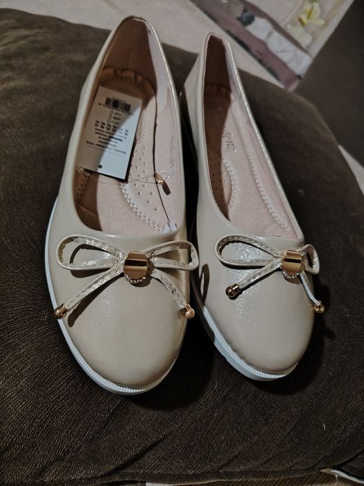 Обувки Тенденз !