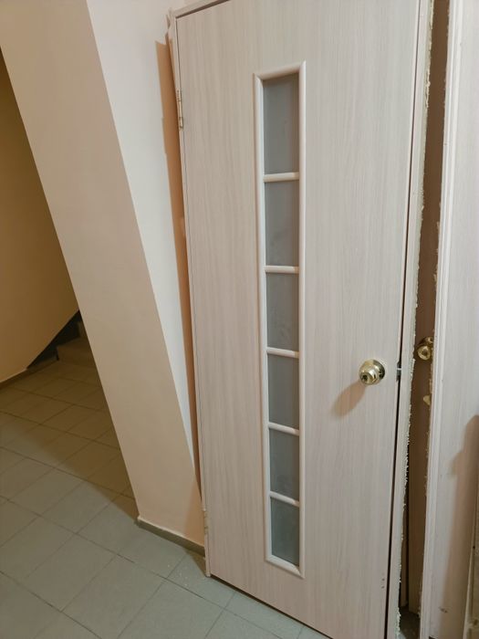 Продам двери межкомнатные