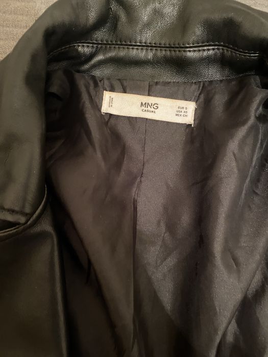 Продам куртку косуху манго