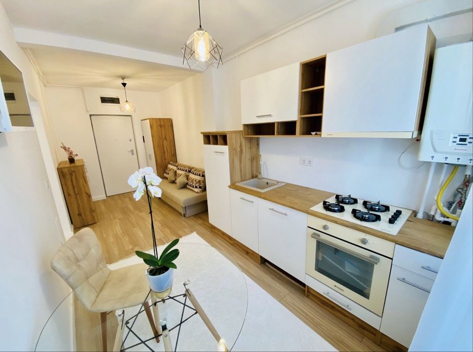 Inchiriez studio/proprietar