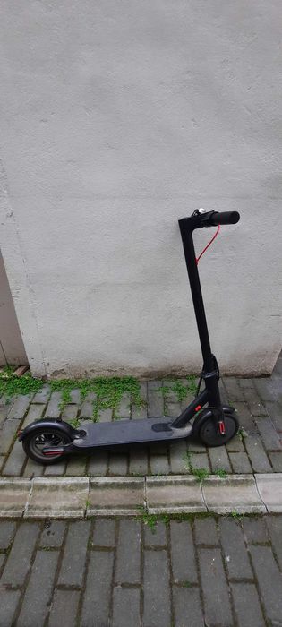 Vand trotineta electrică