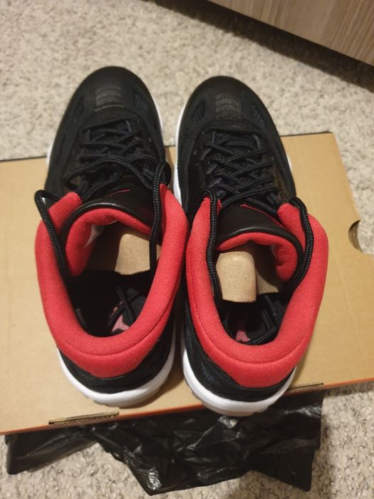 Jordan Air Jordan 11 Retro  mărimea 40,5