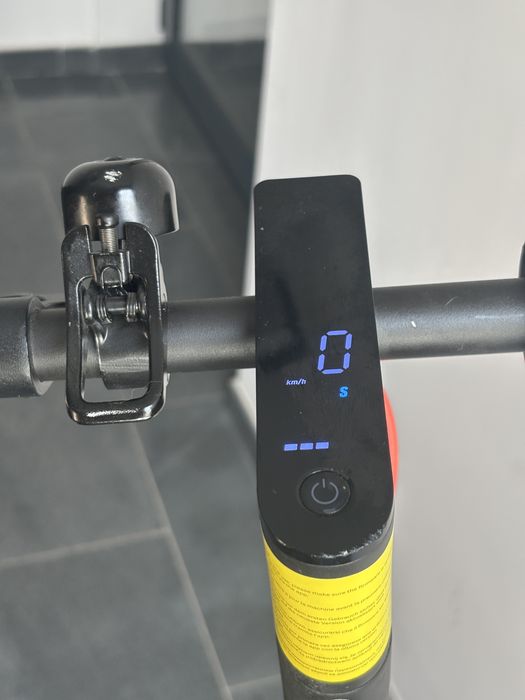 Xiaomi scooter 3 електрическа тротинетка