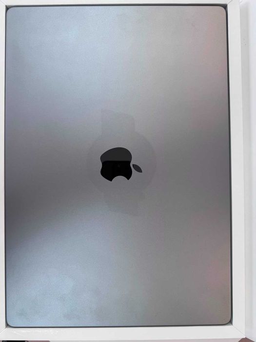 Apple MacBook Pro 16 2021 M1 Pro 16GB RAM 512GB SSD Silver