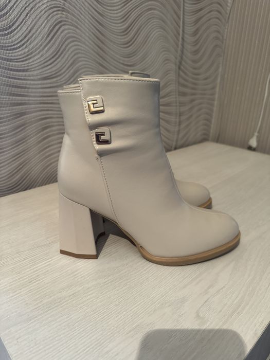 Продам полусапожки