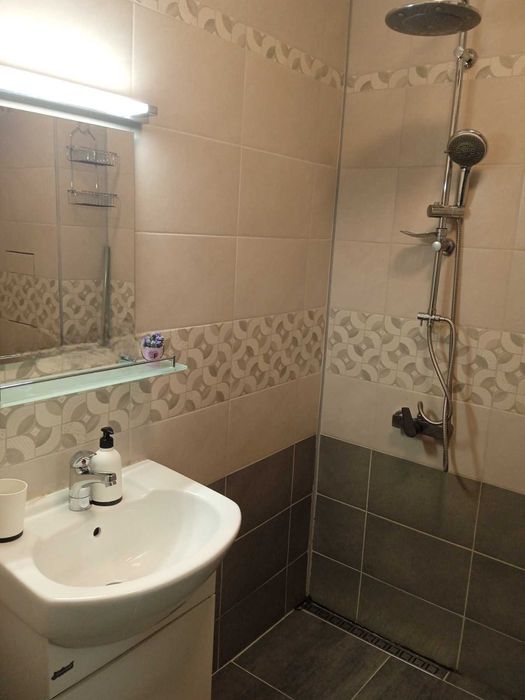 Дава се под наем Двустаен апартамент в София, Център - 72 кв.м за 650 € - Снимка #7