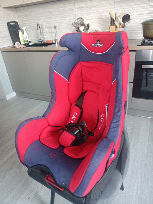 Продам автокресло детский