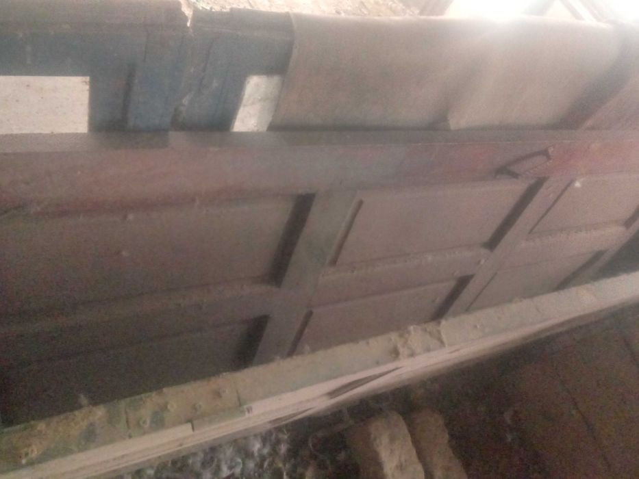 деревянные двери, без корпуса