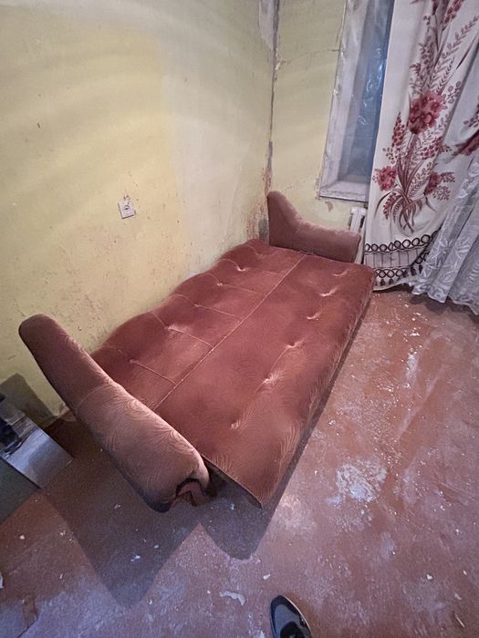 Диван кресло. Елевизор