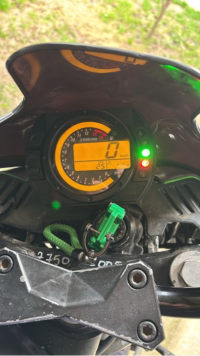 Kawasaki zx10 bord 04-05