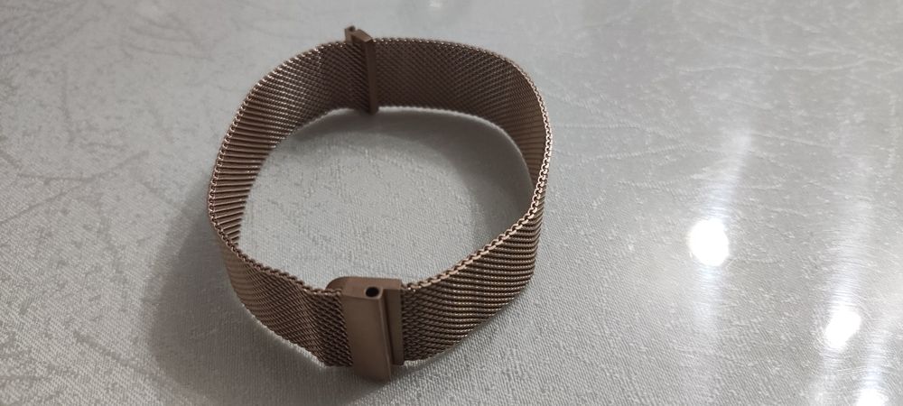 Верижка за смарт часовник