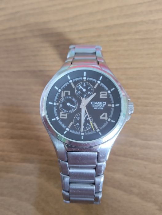 Часовник Casio Edifice