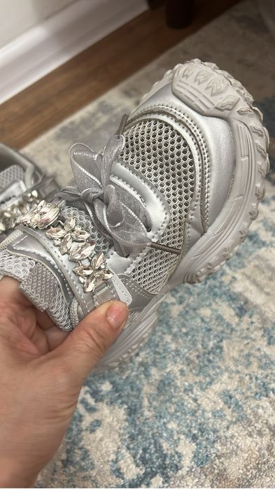 Кроссовки детские 31р