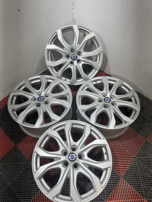Jante  5x108 R19 Volvo Xc40 XC60 XC90 ,V40 V60 S60 , S90 V90