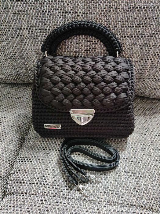 Geantă handmade creată din bandă lycra