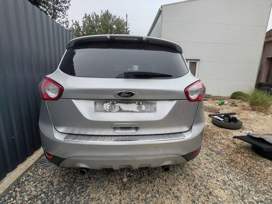 Dezmembrez Ford Kuga 2.0 TDCI