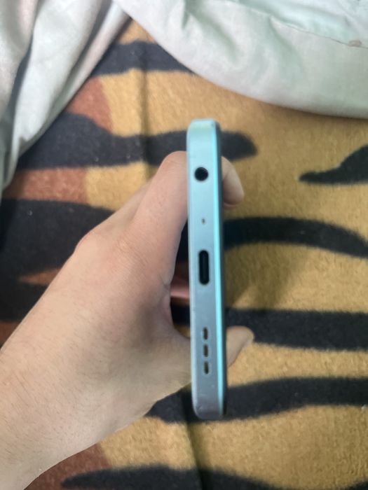 Telefon oppo A 98 5G