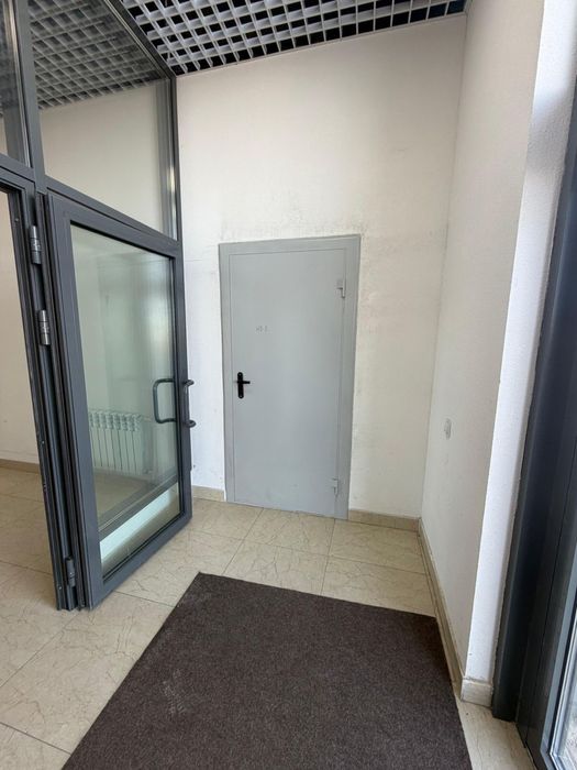 Продам коммерческое помещеник