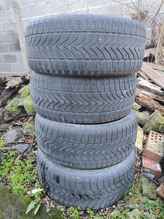 Продавам джанти с зимни гуми