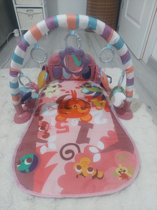 Salteluta distractiva pentru bebeluși