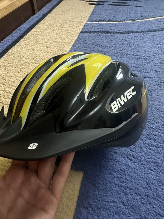 Шлем велосипедный