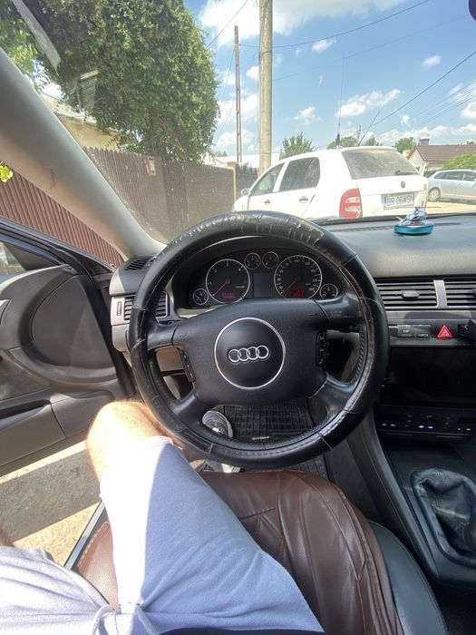 Vand Audi A6C5.