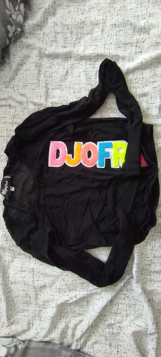 Къс черен топ на Djofra