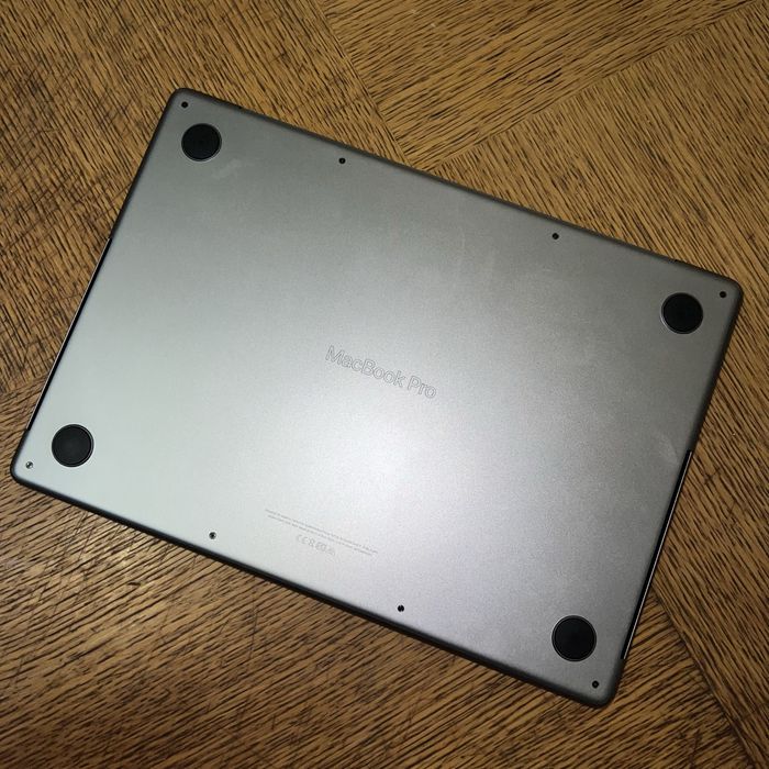 MacBook Pro M1 Pro 14’ 16/1024