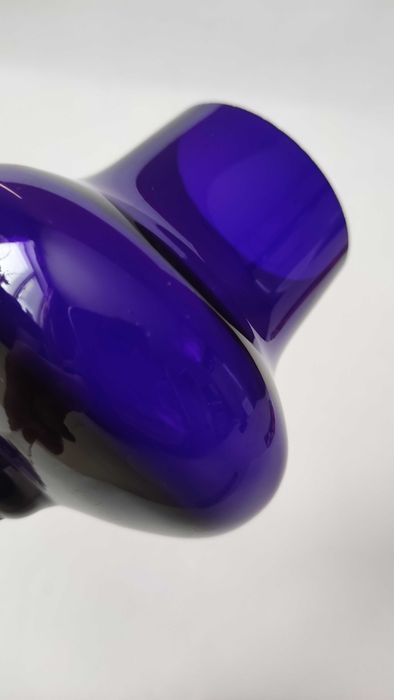 Елегантна кристална чаша/ваза на високо тънко столче