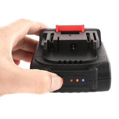 fierăstrău electric cu 2 acumulatori 48V