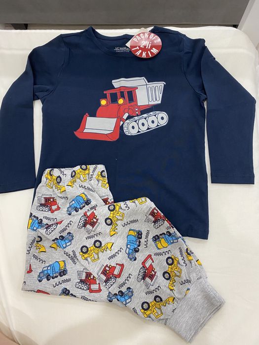 Пижама на мальчика 5-6 лет