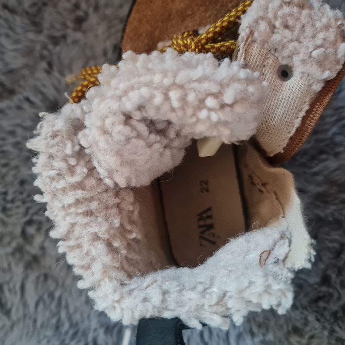 Incaltaminte fete 22