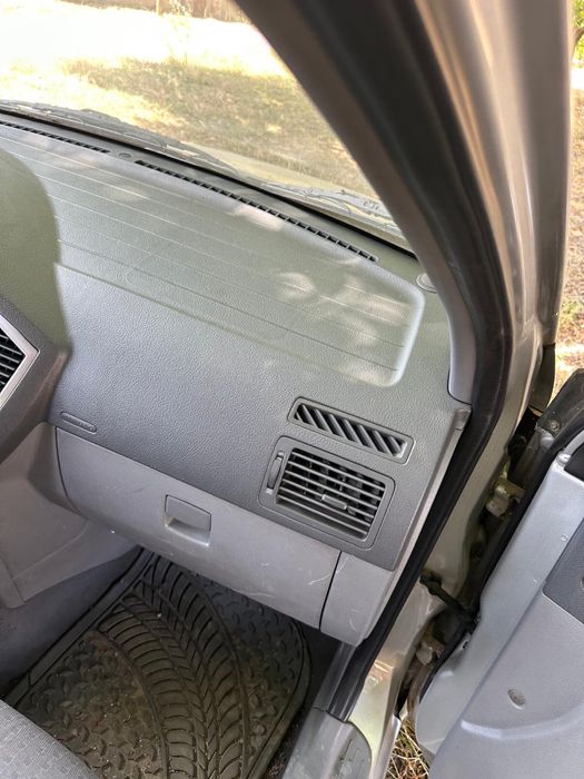 Kia carens 2.0 disel