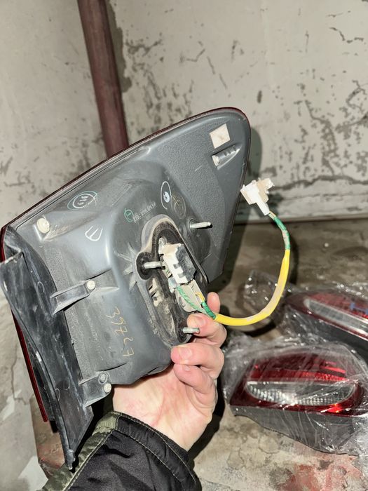 Фонари задние лексус GS300