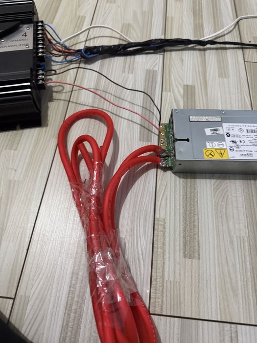 Усилвател със захранвене