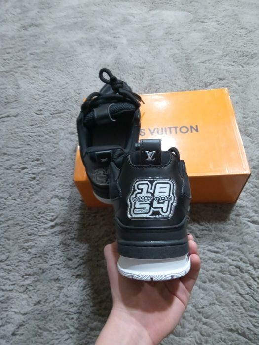 LV Skates mărimea 43