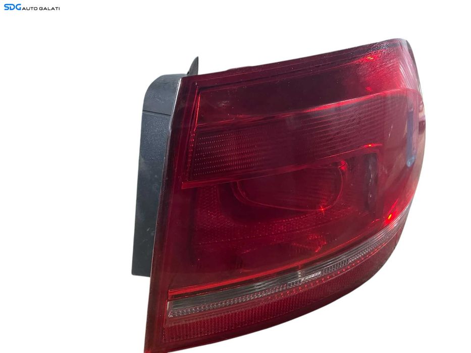 Stop Lampa Tripla Dreapta Halogen de pe Aripa Caroserie Volkswagen Passat B7 Break Combi 2010 - 2015 Cod 3AF945096C [LR0321]