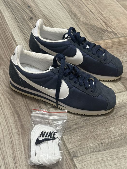 Маратонки дамски  Nike