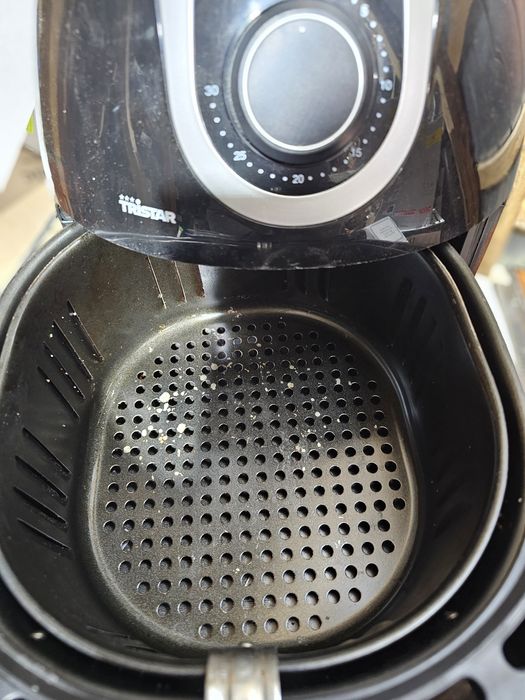 Friteuza cu aer cald XXL Tristar FR-6996, 1800 W, 5.2 litri, Termostat