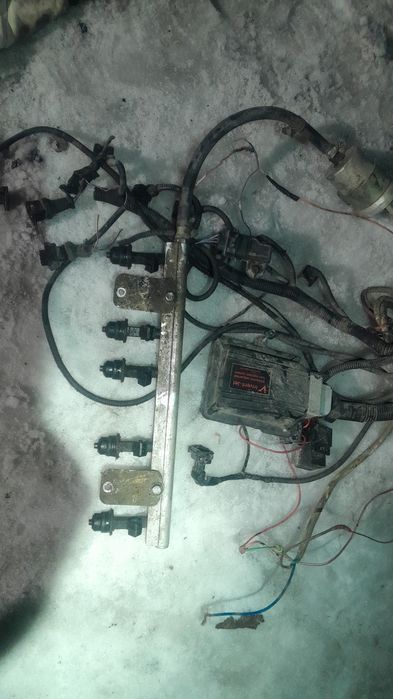 Продам двиготель 2.3