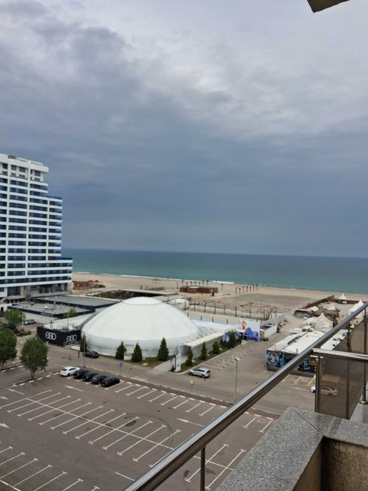 Inchiriez apartament