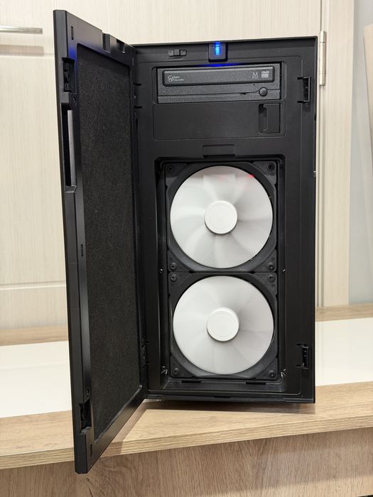 Геймърски компютър i7-6700K, GTX 1070ti, 32GB