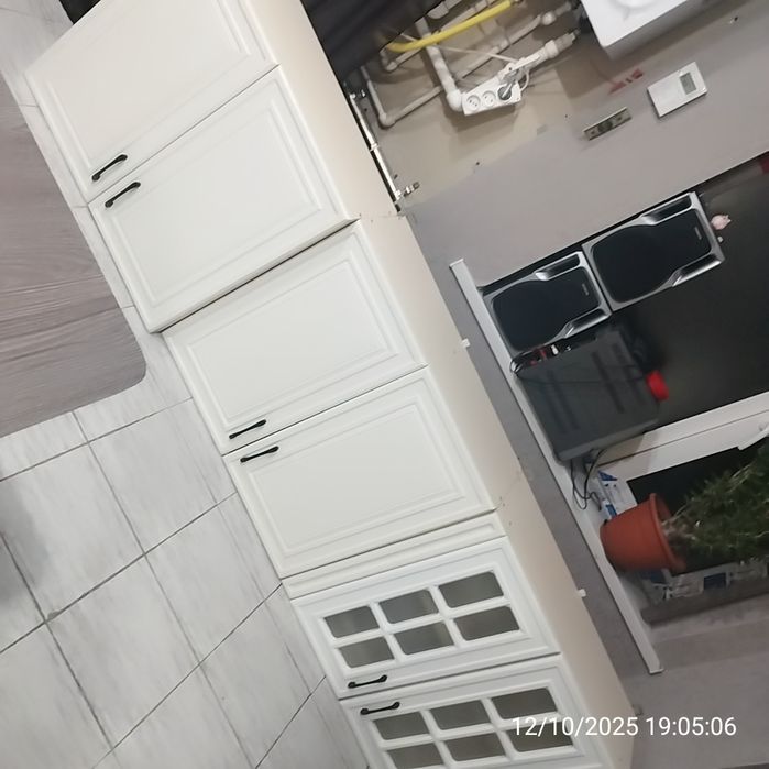 Кухонный гарнитур б/у